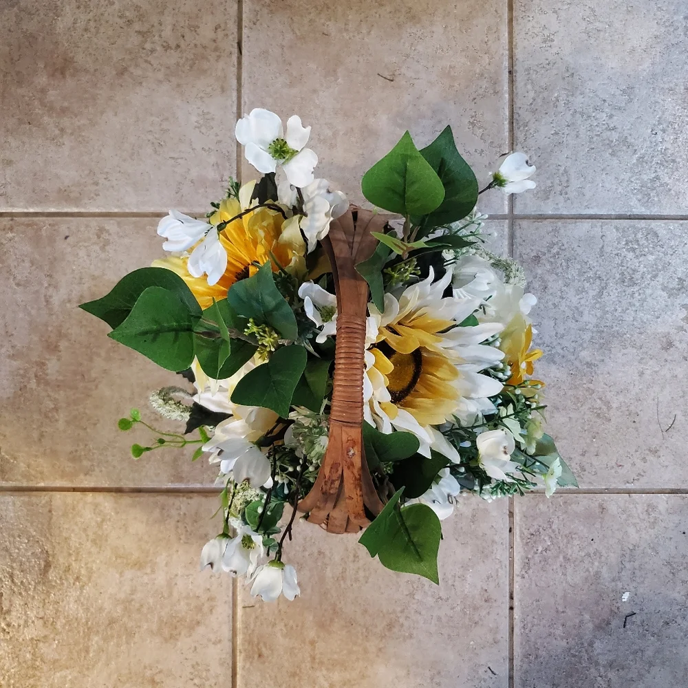 Sunflower Bouquet Basket